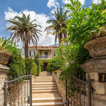 Vila Niko Makarska Exterior foto