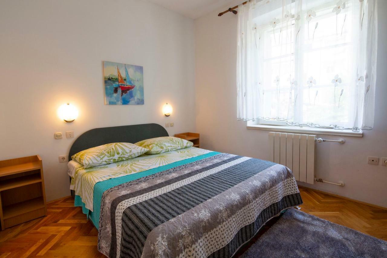 Vila Niko Makarska Exterior foto