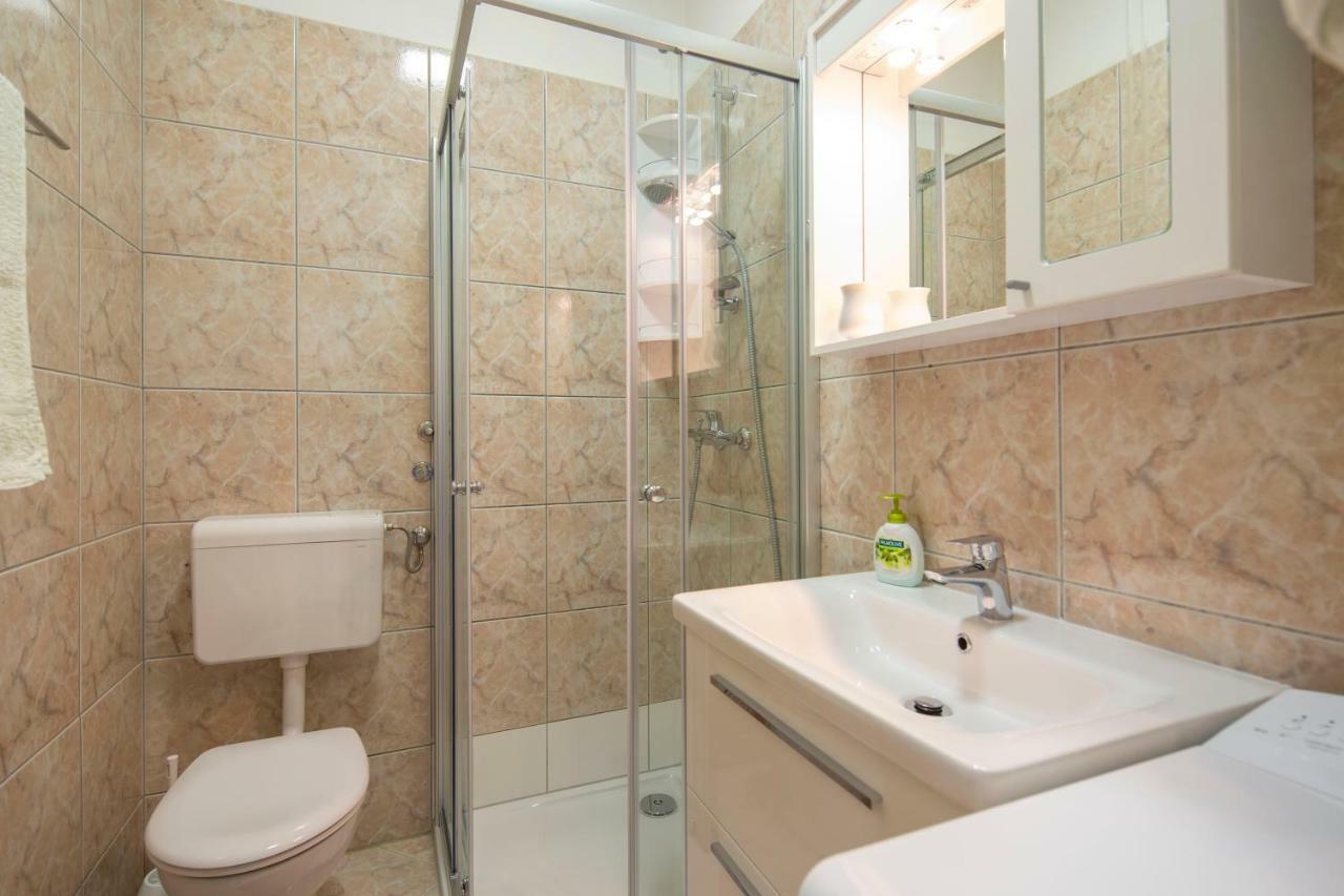 Vila Niko Makarska Exterior foto